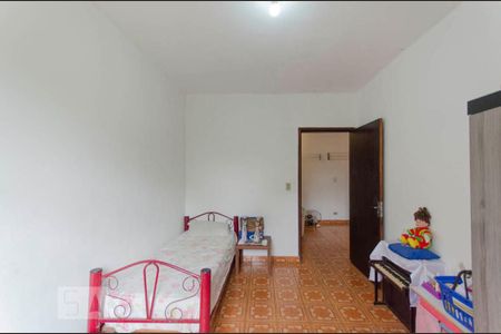 Casa à venda com 200m², 4 quartos e 2 vagas Casa à venda com 200m², 4 quartos e 2 vagasQuarto 3