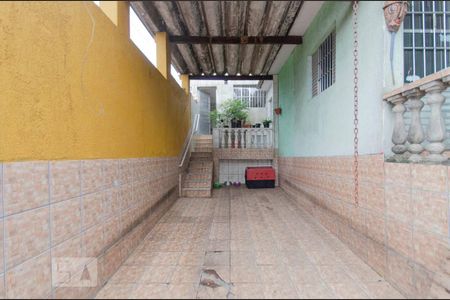 Casa à venda com 200m², 4 quartos e 2 vagas Casa à venda com 200m², 4 quartos e 2 vagasGaragem