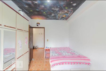 Casa à venda com 200m², 4 quartos e 2 vagas Casa à venda com 200m², 4 quartos e 2 vagasQuarto 2