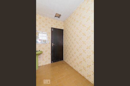 Casa à venda com 110m², 4 quartos e 8 vagasBanheiro 1
