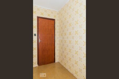 Casa à venda com 110m², 4 quartos e 8 vagasBanheiro 2