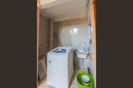 Casa à venda com 280m², 4 quartos e 2 vagasLavanderia 1