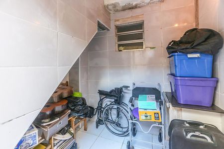 Casa à venda com 280m², 4 quartos e 2 vagasLavanderia 2