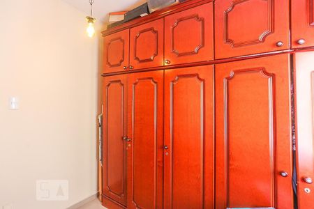 Casa à venda com 280m², 4 quartos e 2 vagasQuarto