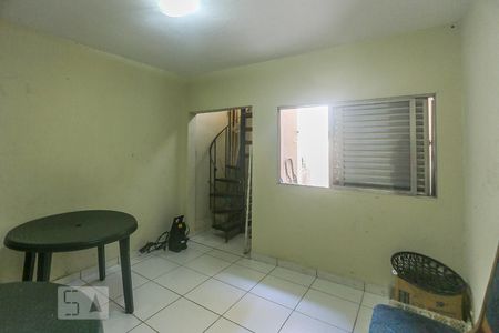 Casa à venda com 280m², 4 quartos e 2 vagasEdicula Sala de Estar
