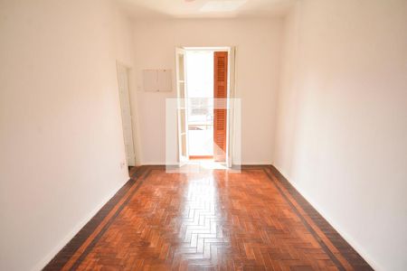 Sala de Apartamento com 2 quartos, 58m² Botafogo