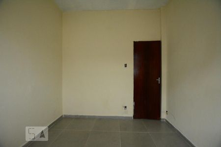  Quarto 1 de apartamento para alugar com 2 quartos, 70m² em Vila Kosmos, Rio de Janeiro