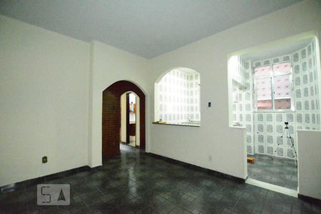 Sala de apartamento para alugar com 2 quartos, 70m² em Vila Kosmos, Rio de Janeiro
