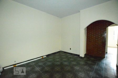 Sala de apartamento para alugar com 2 quartos, 70m² em Vila Kosmos, Rio de Janeiro