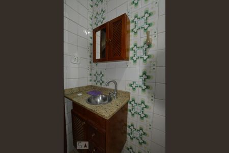 Apartamento para alugar com 70m², 2 quartos e sem vagaBanheiro Social