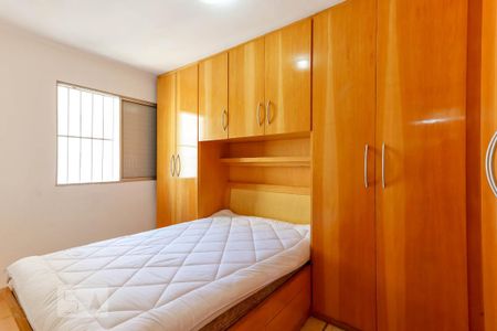 Quarto 1 de apartamento para alugar com 2 quartos, 55m² em Jardim Andarai, São Paulo
