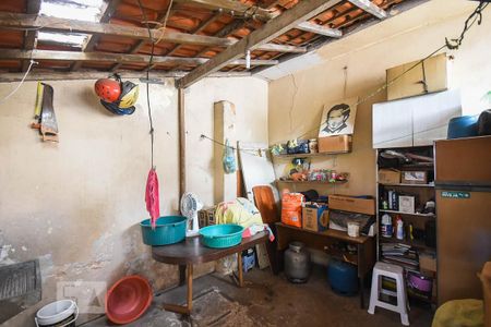 Casa à venda com 70m², 2 quartos e 4 vagasÁrea de serviço