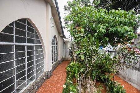 Casa à venda com 70m², 2 quartos e 4 vagasEntrada