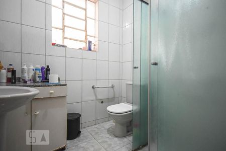 Casa à venda com 70m², 2 quartos e 4 vagasBanheiro