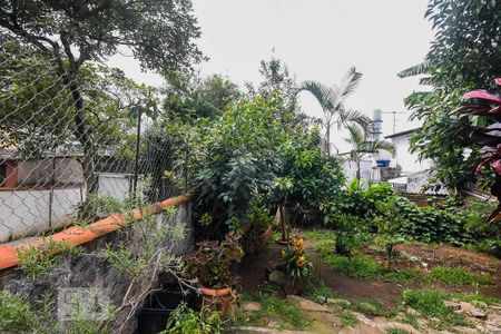 Casa à venda com 70m², 2 quartos e 4 vagasQuintal