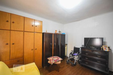 Casa à venda com 70m², 2 quartos e 4 vagasQuarto 2