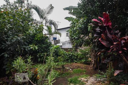 Casa à venda com 70m², 2 quartos e 4 vagasQuintal