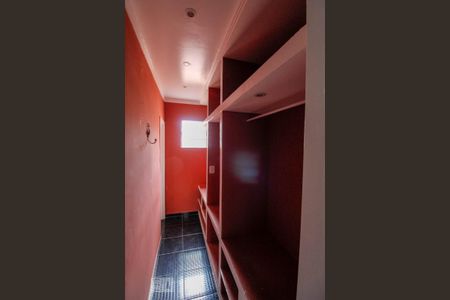Casa à venda com 190m², 3 quartos e 2 vagasCloset da suíte