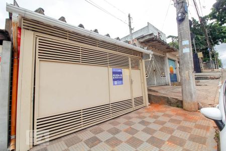 Casa à venda com 190m², 3 quartos e 2 vagasFachada