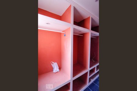 Casa à venda com 190m², 3 quartos e 2 vagasCloset da suíte