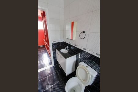 Casa à venda com 190m², 3 quartos e 2 vagasBanheiro da Suíte