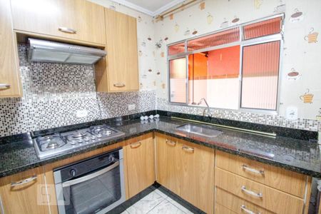 Casa à venda com 190m², 3 quartos e 2 vagasCozinha