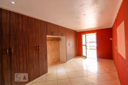 Casa à venda com 190m², 3 quartos e 2 vagasSuíte