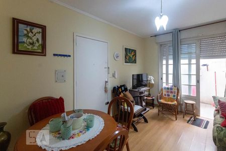 Sala de Estar de apartamento à venda com 1 quarto, 45m² em Farroupilha, Porto Alegre