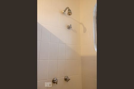 Apartamento para alugar com 220m², 4 quartos e 2 vagas Apartamento para alugar com 220m², 4 quartos e 2 vagasBanheiro Corredor