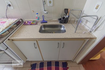 Apartamento à venda com 45m², 2 quartos e 1 vaga Apartamento à venda com 45m², 2 quartos e 1 vagaCozinha - Armários