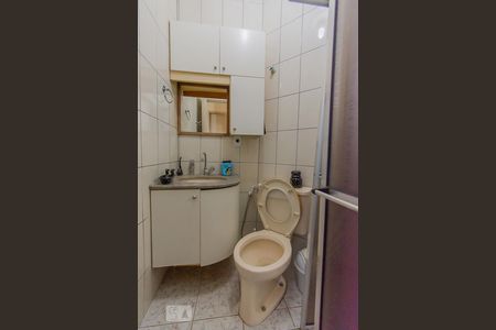 Apartamento à venda com 45m², 2 quartos e 1 vaga Apartamento à venda com 45m², 2 quartos e 1 vagaBanheiro