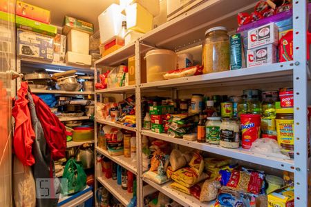 Casa à venda com 532m², 4 quartos e 5 vagasDespensa