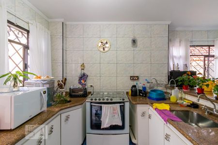 Casa à venda com 532m², 4 quartos e 5 vagasCozinha 