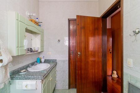 Casa à venda com 532m², 4 quartos e 5 vagasBanheiro da Suíte 2