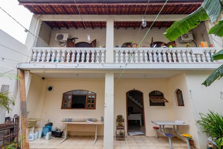 Casa à venda com 532m², 4 quartos e 5 vagasFachada da Casa 2