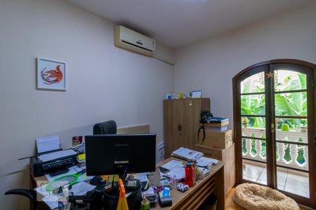 Casa à venda com 532m², 4 quartos e 5 vagasQuarto 2 da Casa 2 