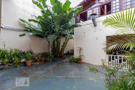 Casa à venda com 532m², 4 quartos e 5 vagasQuintal
