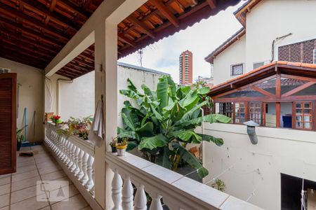 Casa à venda com 532m², 4 quartos e 5 vagasSacada dos Quartos  1 e 2 da Casa 2