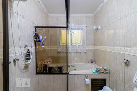 Casa à venda com 532m², 4 quartos e 5 vagasBanheiro da Suíte 4