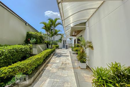 Apartamento à venda com 169m², 4 quartos e 3 vagas Apartamento à venda com 169m², 4 quartos e 3 vagasArea COmun