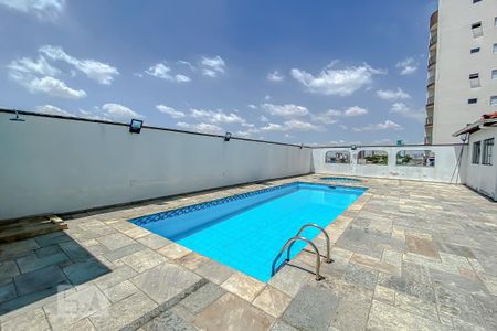 Apartamento à venda com 169m², 4 quartos e 3 vagas Apartamento à venda com 169m², 4 quartos e 3 vagasÁrea comum - Piscina