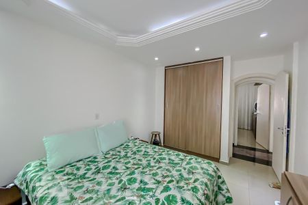 Apartamento à venda com 169m², 4 quartos e 3 vagas Apartamento à venda com 169m², 4 quartos e 3 vagasQuarto 2