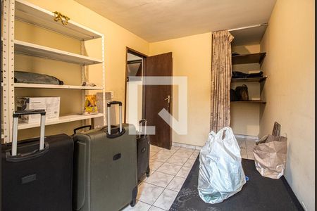 Casa à venda com 210m², 3 quartos e 5 vagasQuarto de Serviço