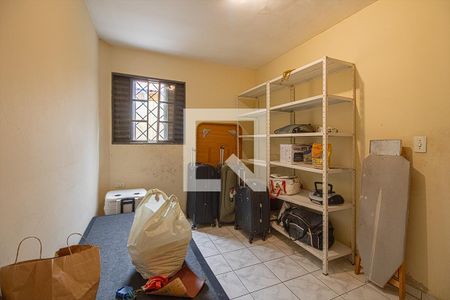 Casa à venda com 210m², 3 quartos e 5 vagasQuarto de Serviço