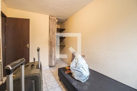 Casa à venda com 210m², 3 quartos e 5 vagasQuarto de Serviço