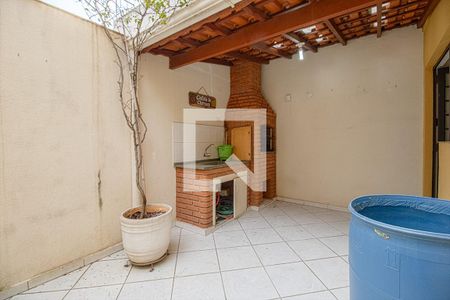 Casa à venda com 210m², 3 quartos e 5 vagasChurrasqueira