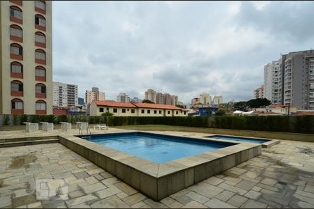 Apartamento para alugar com 58m², 2 quartos e 1 vagaÁrea comum - Piscina