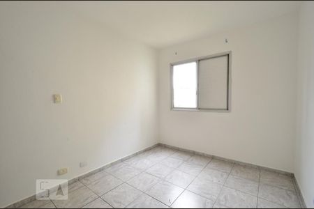 Quarto 1 de apartamento para alugar com 2 quartos, 58m² em Vila Guarani (zona Sul), São Paulo