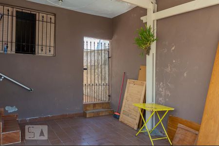 Casa à venda com 70m², 2 quartos e 2 vagas Casa à venda com 70m², 2 quartos e 2 vagasGaragem