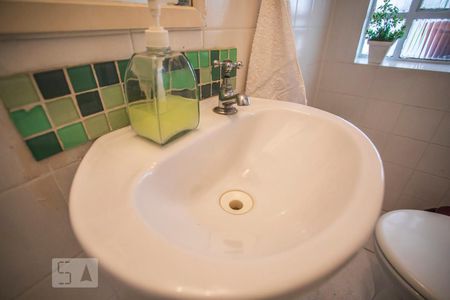 lavabo - Torneira de casa para alugar com 4 quartos, 180m² em Planalto Paulista, São Paulo